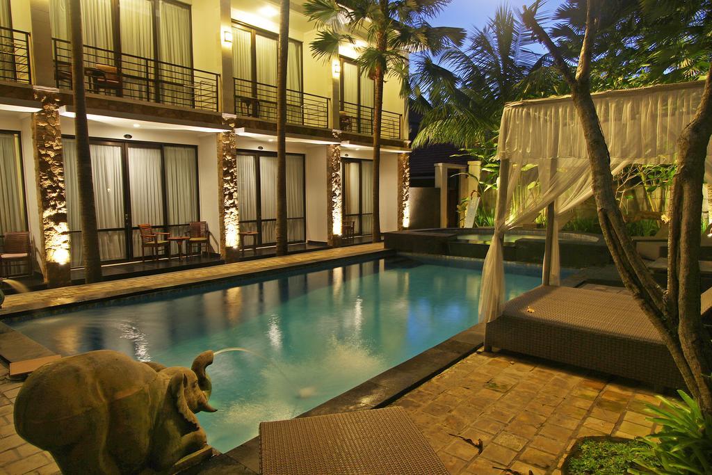 The Grand Sunti Hotell BALI Exteriör bild