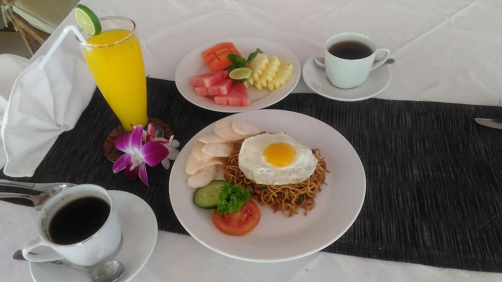 The Grand Sunti Hotell BALI Exteriör bild