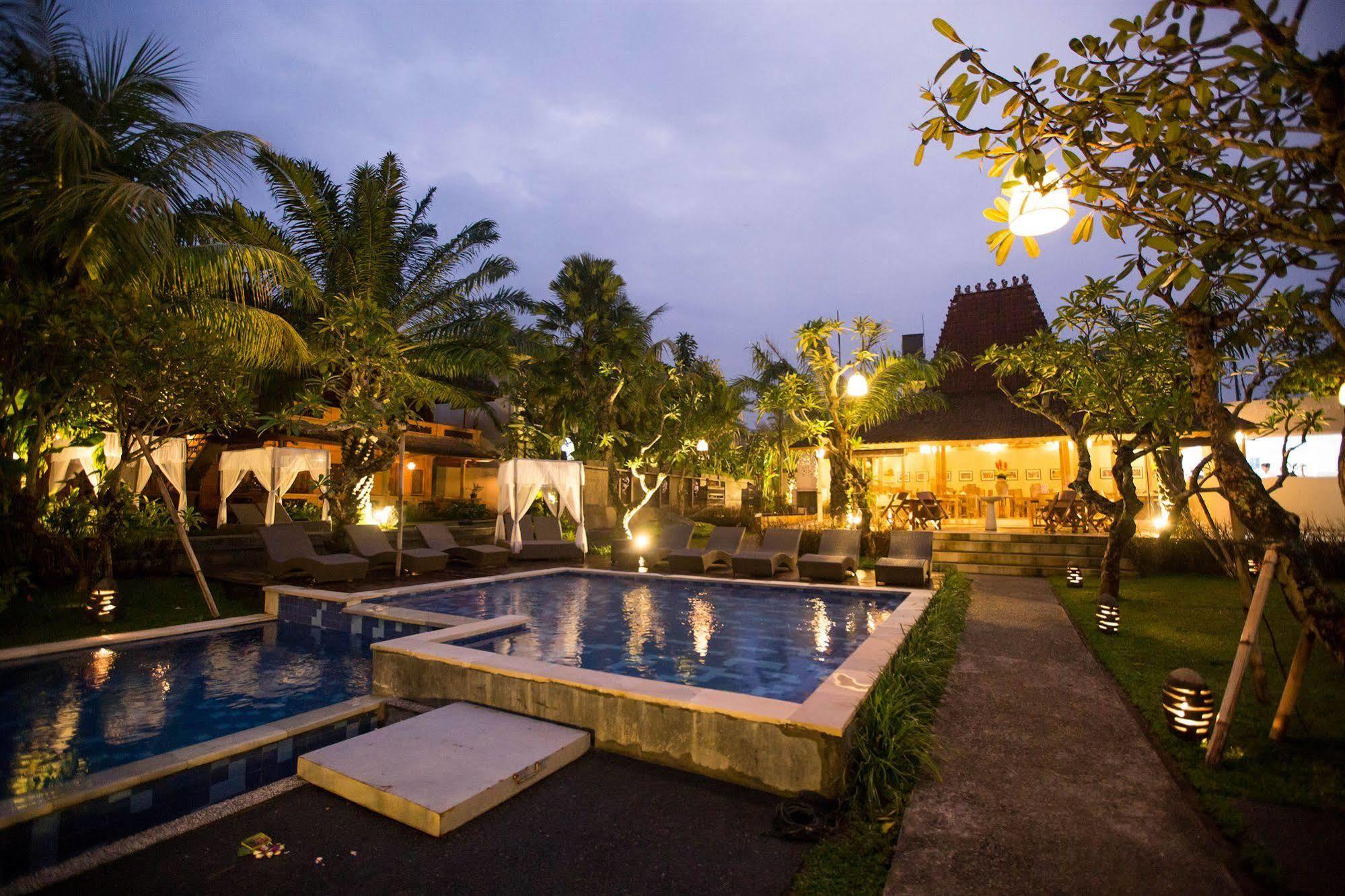 The Grand Sunti Hotell BALI Exteriör bild